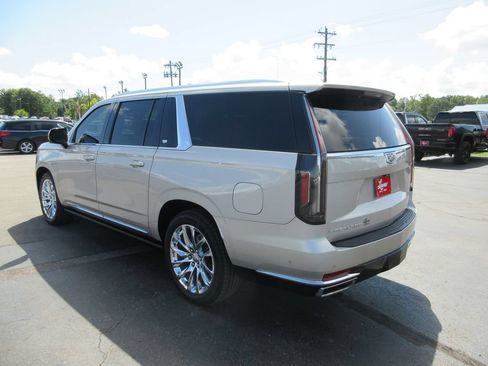 Certified 2023 Cadillac Escalade ESV Premium Luxury Platinum w/ LPO, Radiant Package AWD/4WD image 8