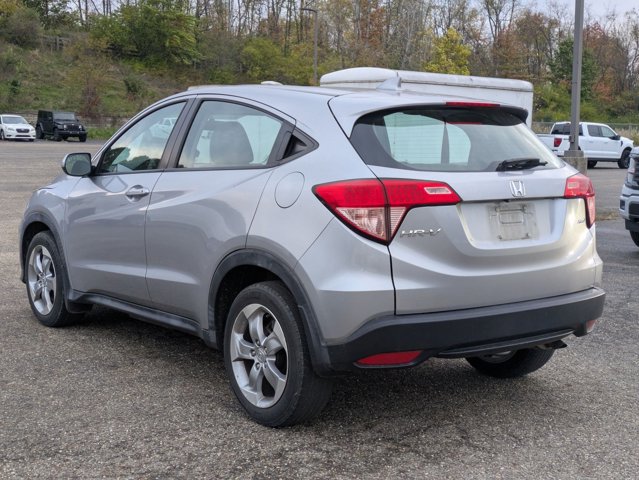 Used 2018 Honda HR-V LX image 7