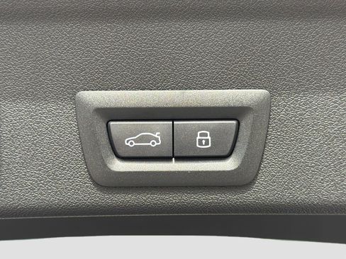 New 2026 BMW X6 xDrive40i image 13