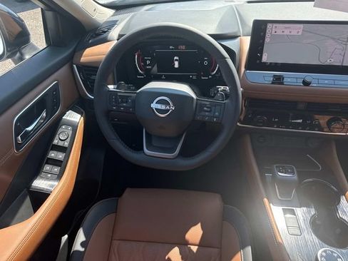 New 2026 Nissan Rogue Platinum AWD/4WD image 18