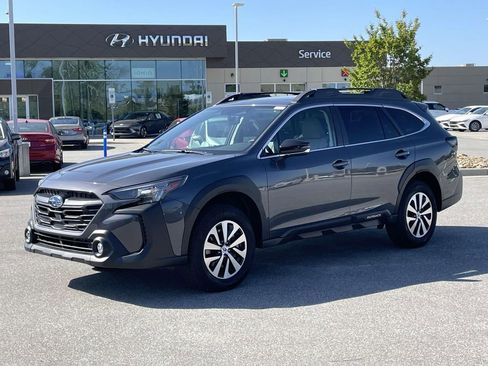Certified 2025 Subaru Outback Premium w/ Popular Package #1 AWD/4WD image 23