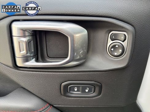 Used 2023 Jeep Gladiator Rubicon w/ Cold Weather Group image 23