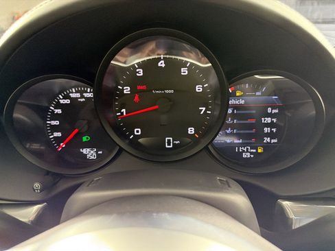 Certified 2024 Porsche 718 Boxster Style Edition image 18