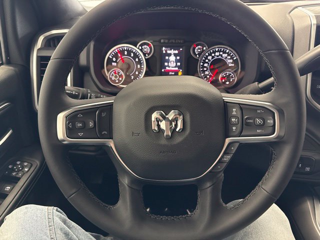 New 2026 RAM 3500 Big Horn AWD/4WD image 31