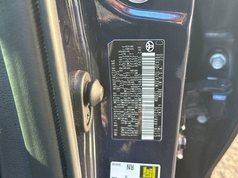 Used 2025 Toyota Corolla SE image 25