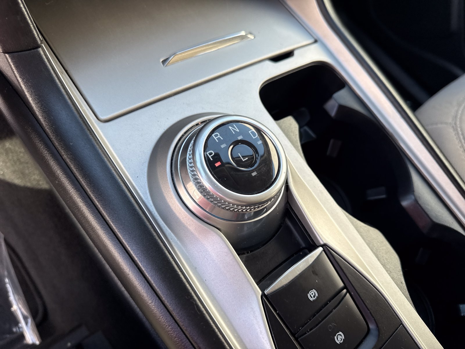 Certified 2022 Ford Explorer 4WD image 24