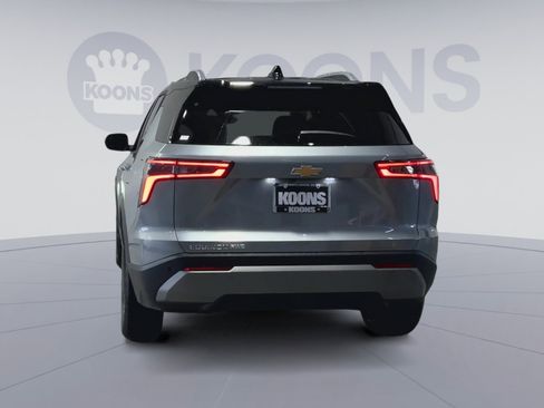 New 2026 Chevrolet Equinox LT w/ Convenience Package II image 10