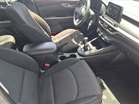 Used 2021 Kia Forte Sedan FWD image 19