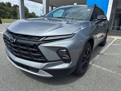 New 2025 Chevrolet Blazer LT w/ Midnight/Sport Edition
