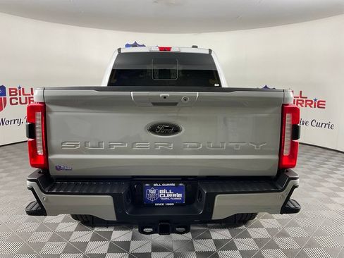 Used 2025 Ford F250 Lariat w/ Black Appearance Package AWD/4WD image 4