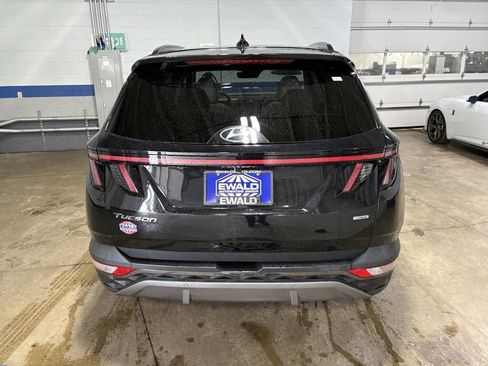 Used 2023 Hyundai Tucson Limited image 7