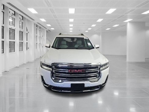 Used 2020 GMC Acadia SLT w/ LPO, Floor Liner Package AWD/4WD image 2