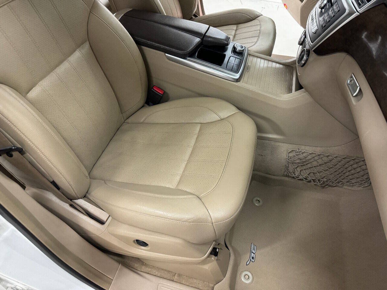 Used 2015 Mercedes-Benz GL 320 BlueTEC 4MATIC image 65