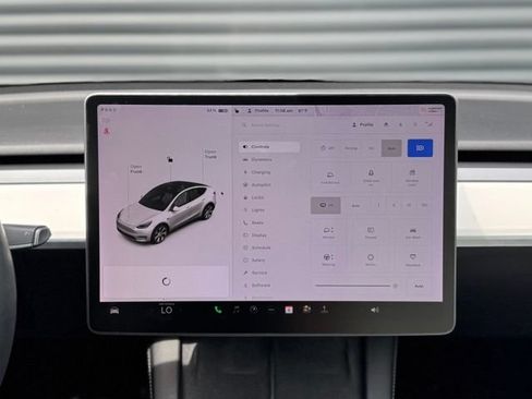 Used 2021 Tesla Model Y Long Range AWD/4WD image 24