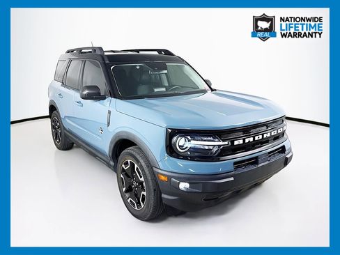 Used 2023 Ford Bronco Sport Outer Banks w/ Tech Package image 1