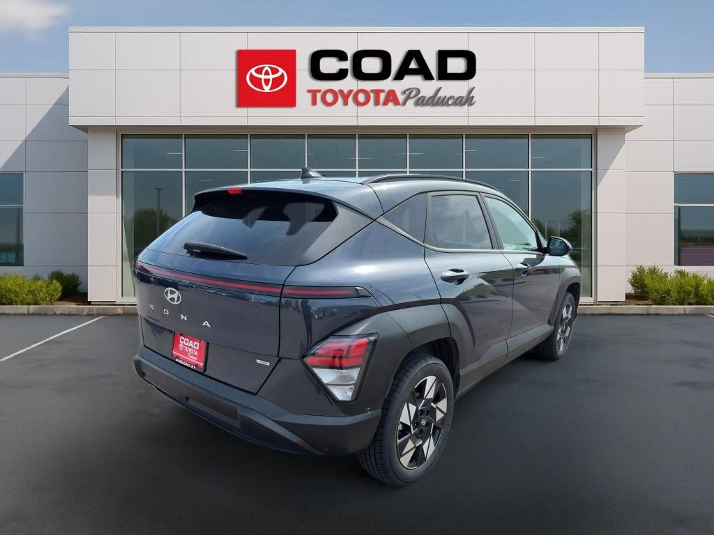 Used 2024 Hyundai Kona SEL AWD/4WD image 5