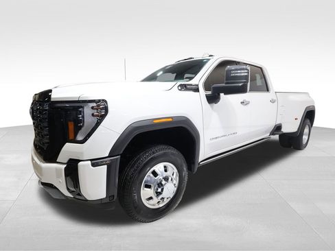 Certified 2025 GMC Sierra 3500 Denali Ultimate image 8