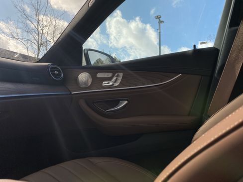 Used 2022 Mercedes-Benz E 450 E 450 w/ Driver Assistance Package image 86