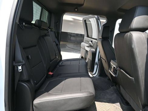 Used 2021 Chevrolet Silverado 2500 LTZ w/ LTZ Premium Package AWD/4WD image 19