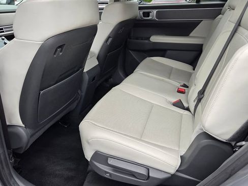 Used 2024 Hyundai Santa Fe SEL FWD image 13