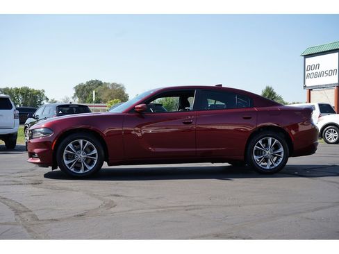 Used 2020 Dodge Charger SXT image 6