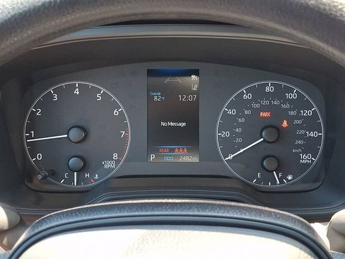 Used 2024 Toyota Corolla Cross L AWD/4WD image 20