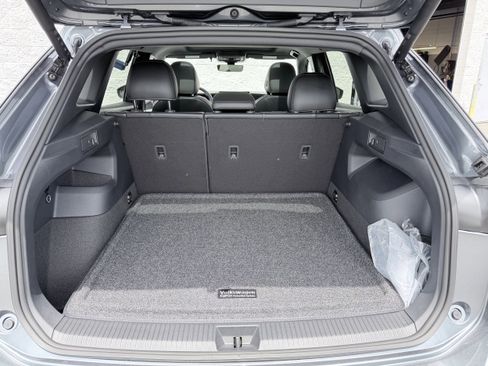 New 2026 Volkswagen Tiguan SE R-Line AWD/4WD image 27
