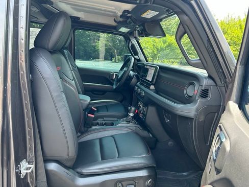 Used 2025 Jeep Gladiator Rubicon w/ Safety Group AWD/4WD image 56