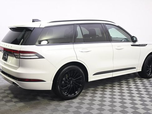 New 2026 Lincoln Aviator Reserve w/ Jet Appearance Package AWD/4WD image 7