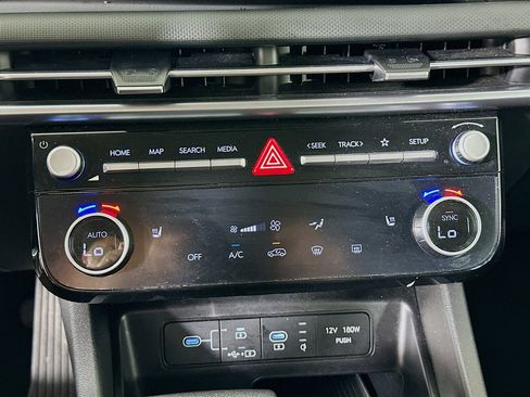 Used 2025 Hyundai Tucson SEL FWD image 24