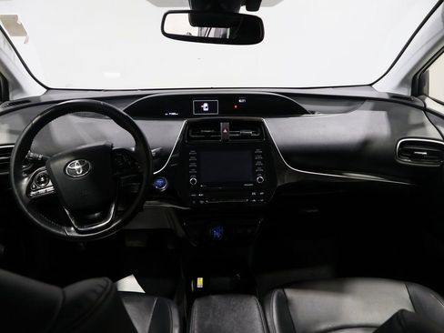 Used 2022 Toyota Prius XLE image 14