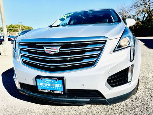 Used 2017 Cadillac XT5 Luxury image 16