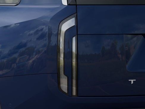 New 2027 Kia Telluride S image 11