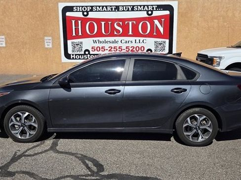 Used 2020 Kia Forte LXS FWD image 1