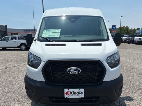 New 2026 Ford Transit 250 148 Medium Roof RWD image 2