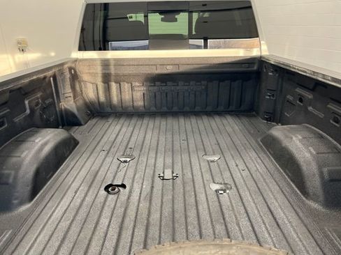 Used 2024 GMC Sierra 2500 Denali image 14