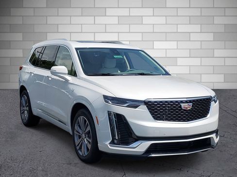 New 2025 Cadillac XT6 Premium Luxury w/ Technology Package image 6