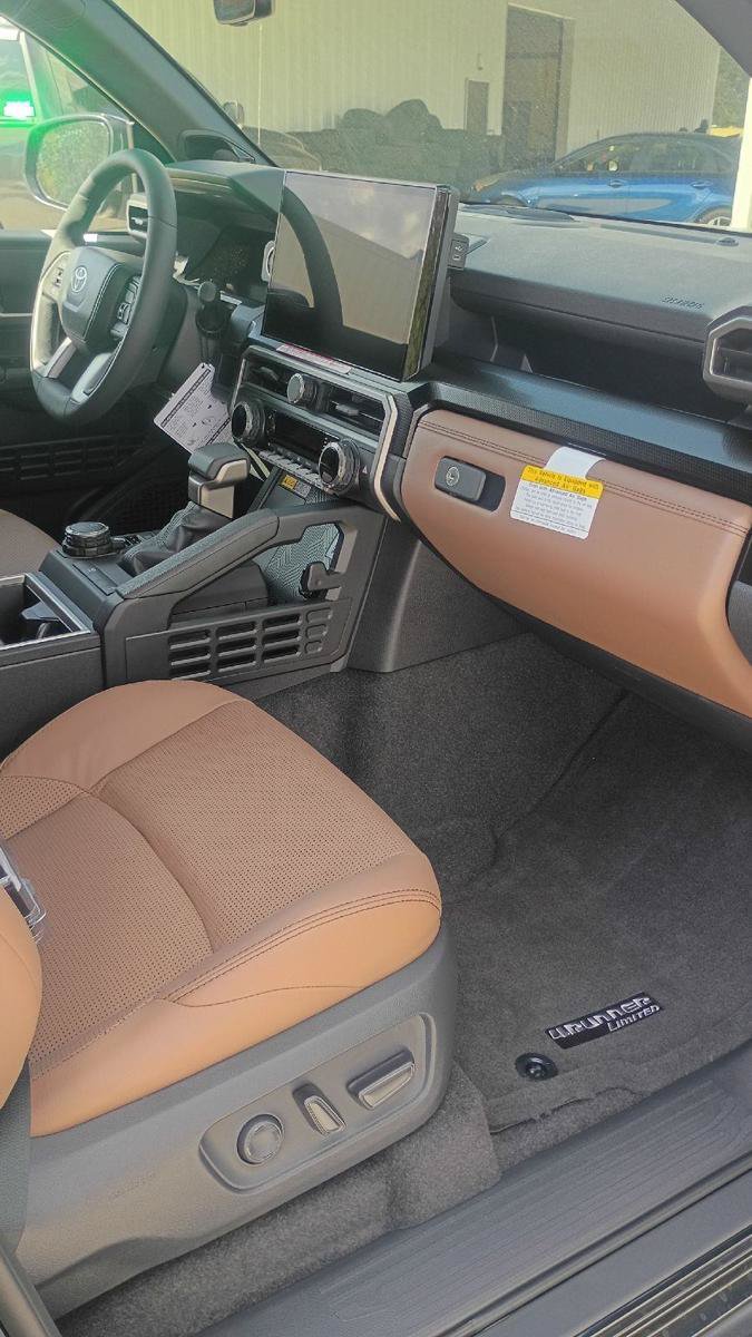New 2026 Toyota 4Runner Limited AWD/4WD image 20