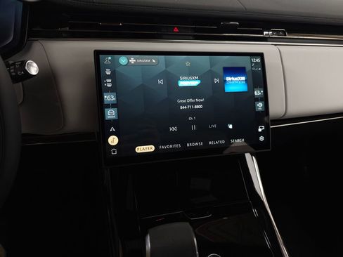 Certified 2025 Land Rover Range Rover Sport SE image 26