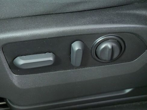 Used 2022 GMC Sierra 1500 Elevation image 21