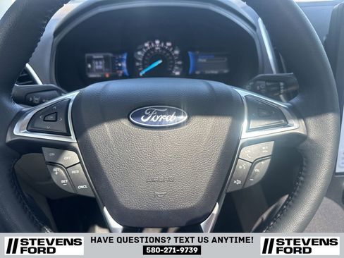 Used 2024 Ford Edge Titanium image 22