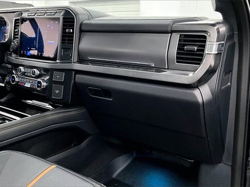 Used 2024 Ford F350 Platinum w/ FX4 Off-Road Package image 17