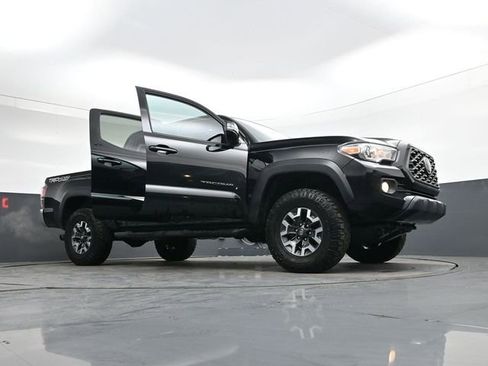 Used 2023 Toyota Tacoma TRD Off-Road image 45