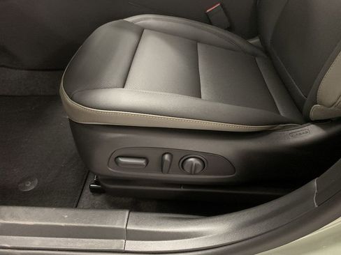 New 2026 Chevrolet Trax ACTIV FWD image 12