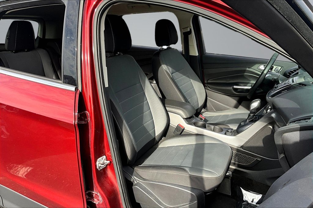Used 2016 Ford Escape SE AWD/4WD image 30