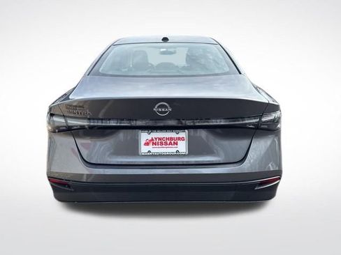 Used 2026 Nissan Sentra S w/ S Cold Weather Package image 6