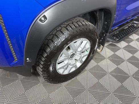 Used 2024 Nissan Frontier SV w/ SV Convenience Package image 10