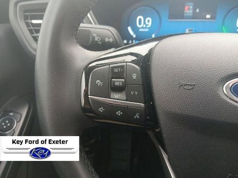 Certified 2024 Ford Escape Platinum AWD/4WD image 23