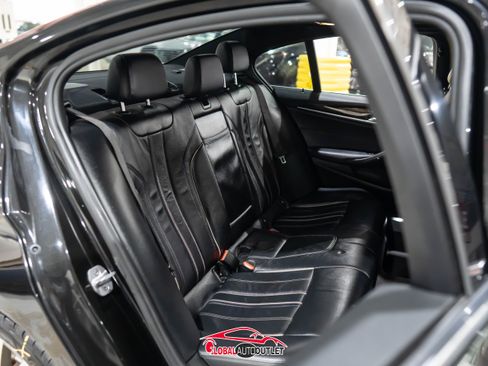 Used 2018 BMW 530e w/ Premium Package 2 image 18