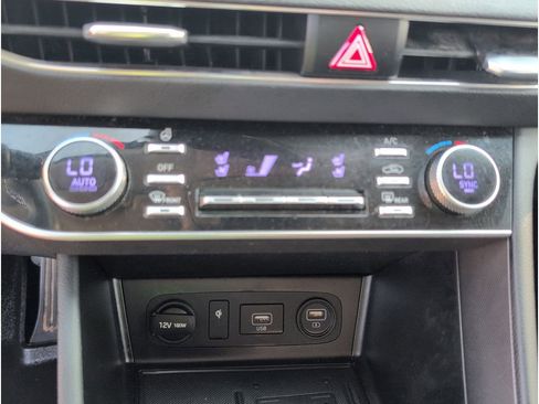 Used 2021 Hyundai Sonata Limited image 13